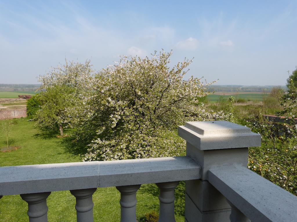 Bed and Breakfast Le Manoir De Crisolles Экстерьер фото